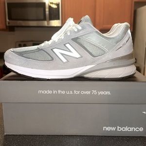 New Balance 990v5